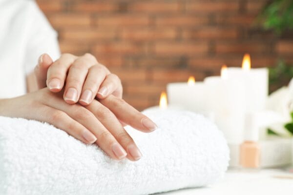 Manicure uden lak