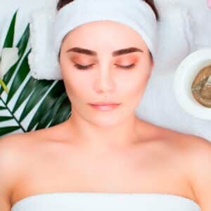 Luxury Facial Treatment with Back Massage and Light Therapy
